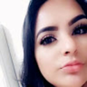 Meet your Posher, Raquel